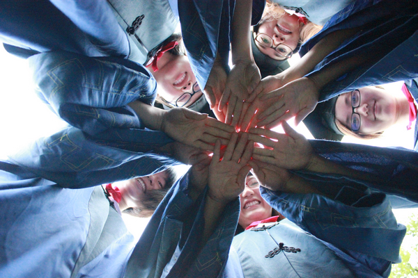 未来的承诺（邹添龙 摄）