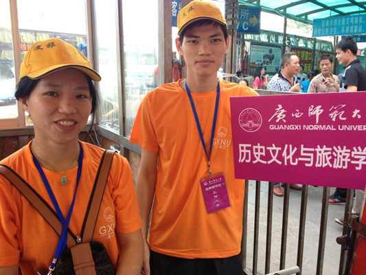历史文化与旅游学院的学生 做好了迎接新生到来的准备