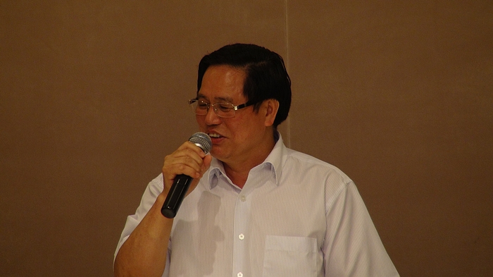 南宁市政协主席、南宁市校友会会长岑可成校友讲话