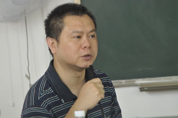 主讲老师黄涛跃