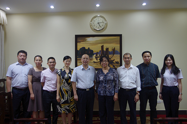访问越南教育部教育合作司