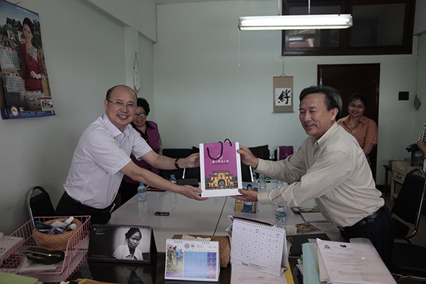 访问老挝教育部国际合作司